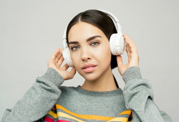 Les 10 créateurs incontournables de haute couture à découvrir absolument